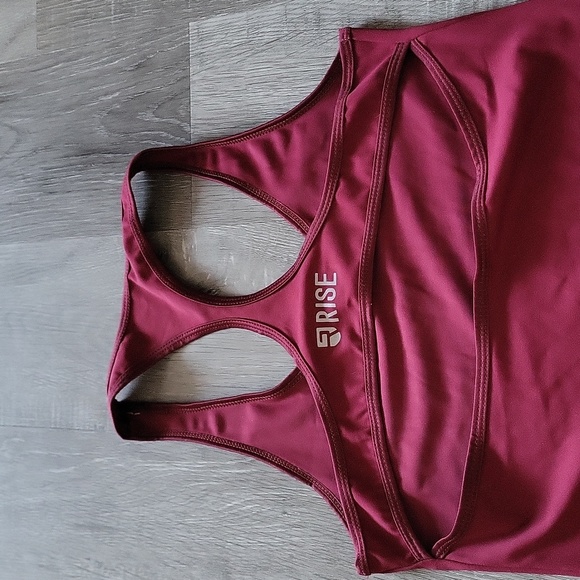 Activewear tank top - Picture 3 of 4